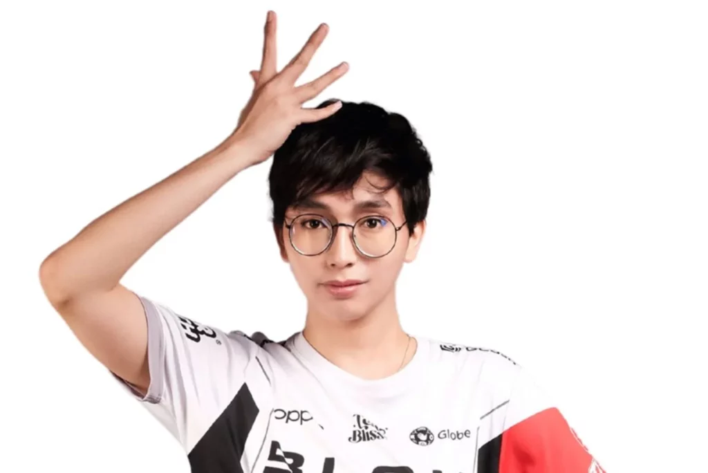 Mobile Legends Pro OhMyv33nus on All About Esports